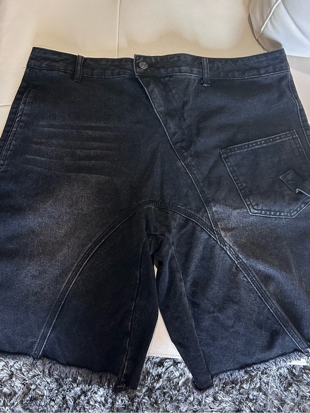 Unisex shorts